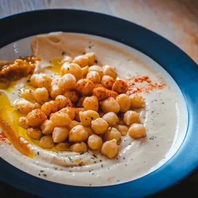 حمّص بالطحينة